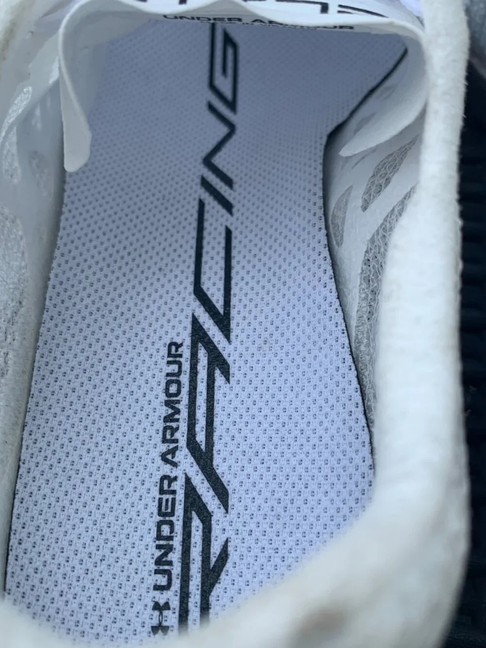 Under Armour Shakedown Elite Track Spikes Men Size 9 Women 10.5 White 3026442-10